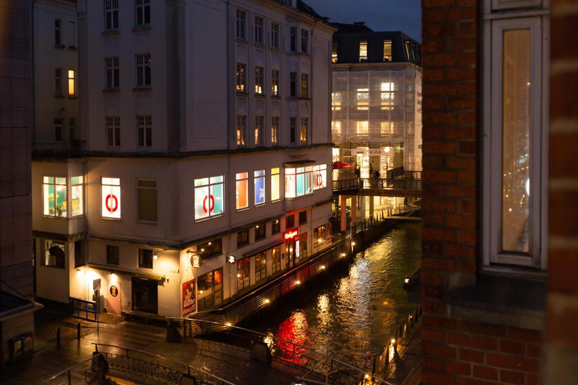 Come Stay In Aarhus - Close To Everything 4 People エクステリア 写真